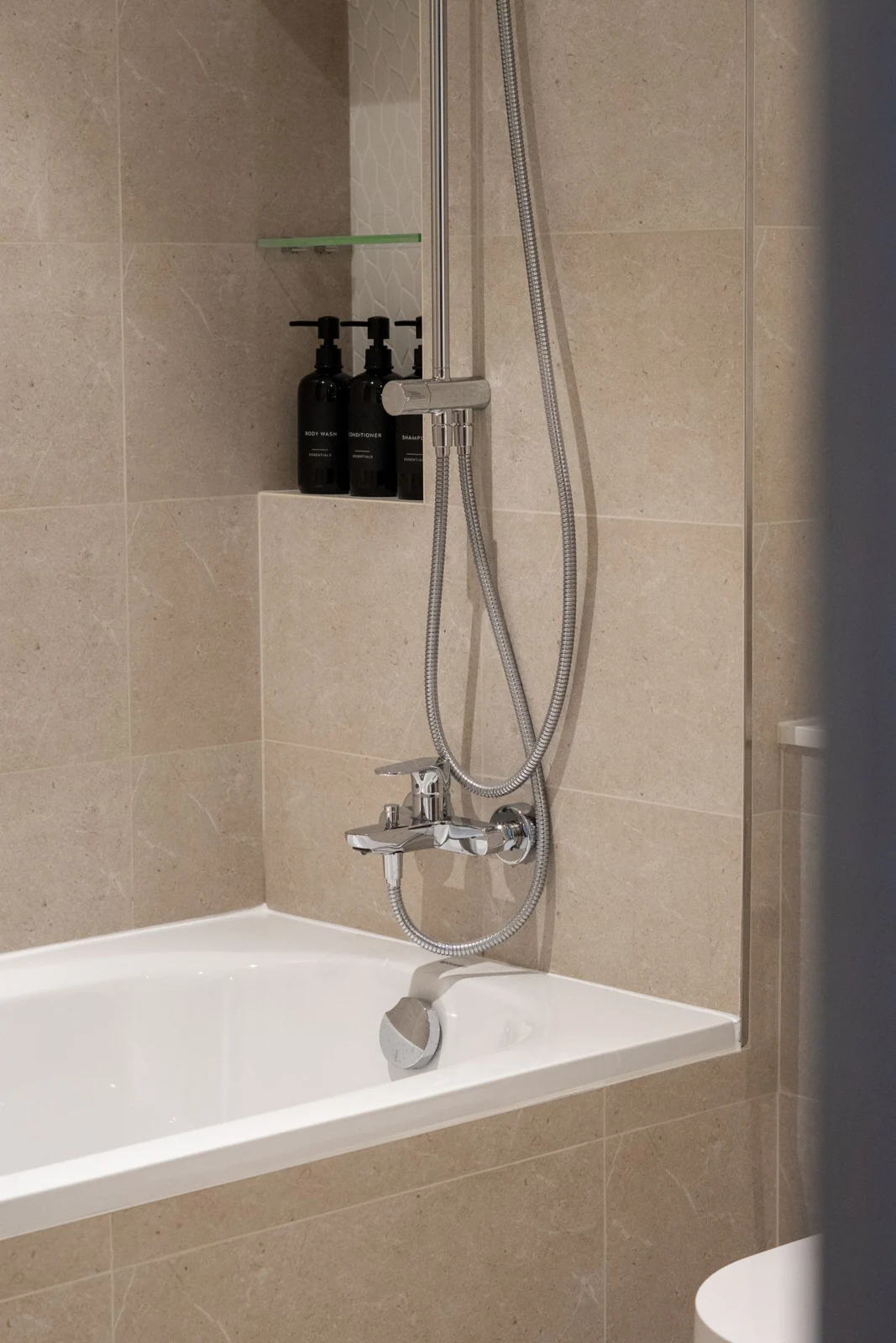 Bathroom layout and fittings