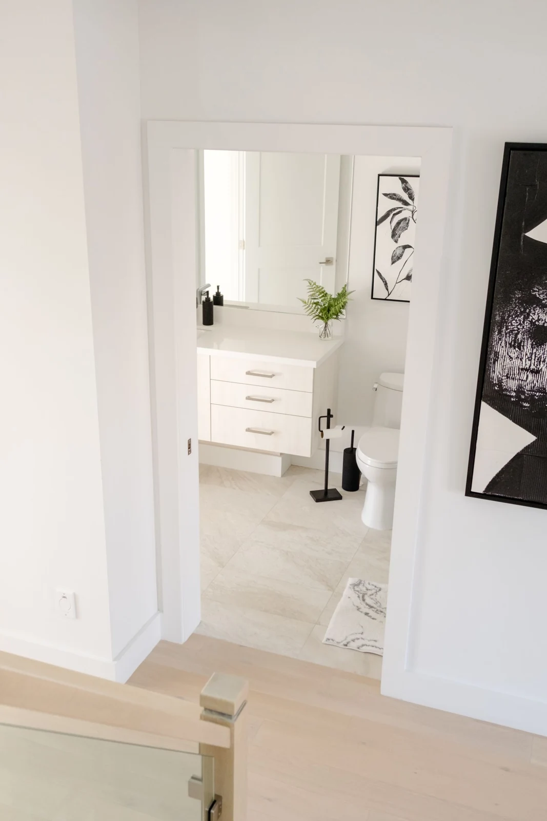 Bathroom layout and fittings